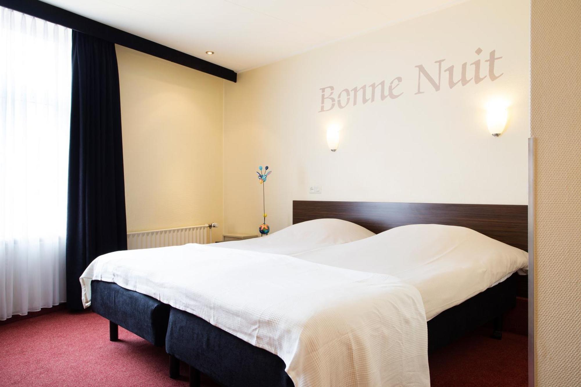 Hotel Der Maas 3*